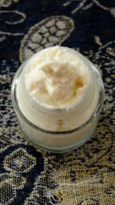 DIY Whipped Moisturizing Conditioning Butter